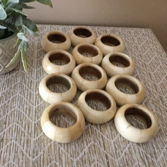 Set/12 Round “Ivory” Napkin Rings - Picture 1 of 5